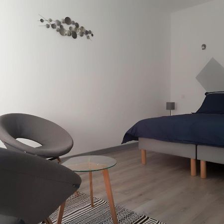 Apartamento La Cour Charleville-Mézières Exterior foto